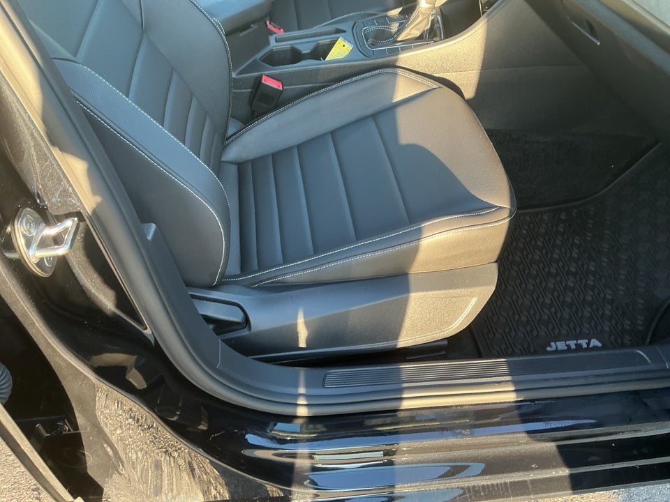 2022 Volkswagen Jetta 1.5T SE