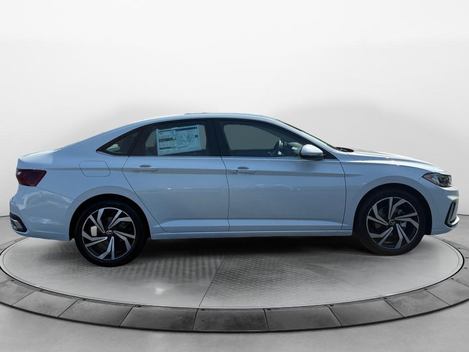 2027 Volkswagen Jetta SEL