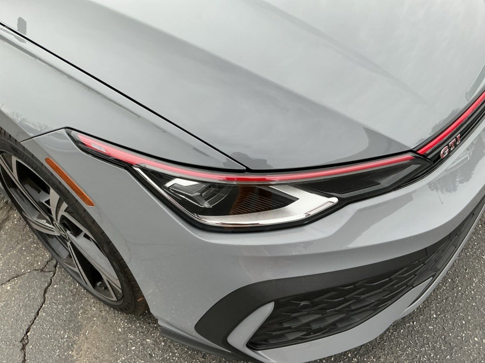 2025 Volkswagen Golf GTI 2.0T SE