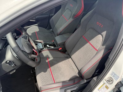 2026 Volkswagen Golf GTI SE