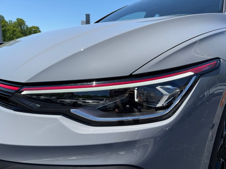 2026 Volkswagen Golf GTI Autobahn