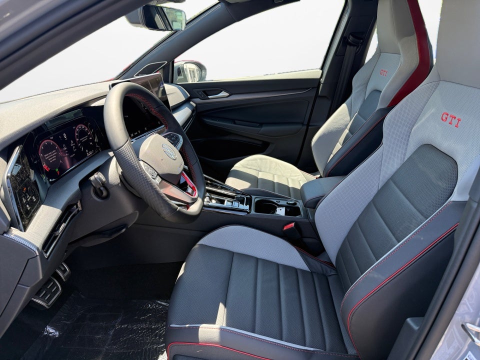 2026 Volkswagen Golf GTI Autobahn