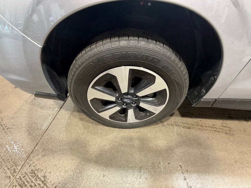 2017 Subaru Forester 2.5i Limited