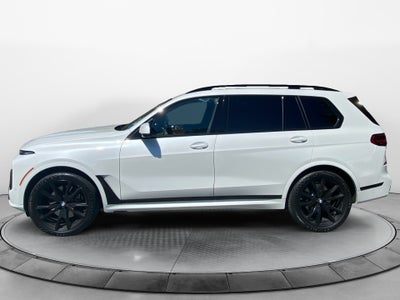 2025 BMW X7 xDrive40i