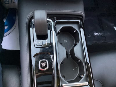 2024 Volvo S60 Recharge Plug-In Hybrid T8 Plus Dark Theme