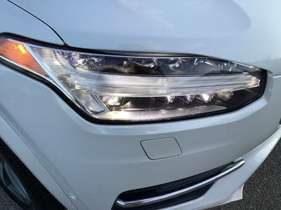 2018 Volvo XC90 T6 Momentum