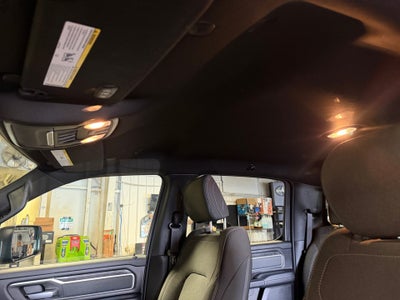 2021 RAM 1500 Big Horn Crew Cab 4x4 5'7" Box