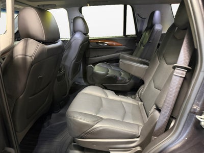 2016 Cadillac Escalade Luxury Collection
