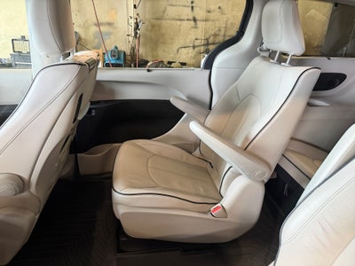 2019 Chrysler Pacifica Hybrid Limited