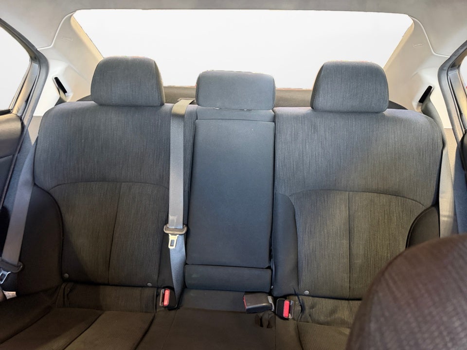 2014 Subaru Legacy 2.5i Premium