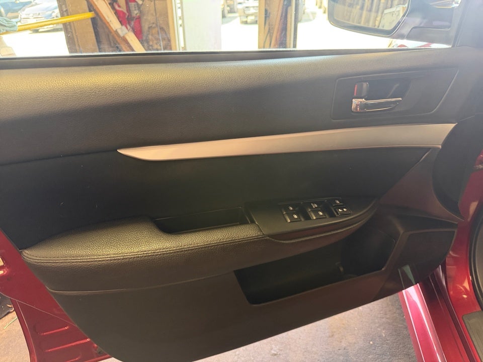 2014 Subaru Legacy 2.5i Premium