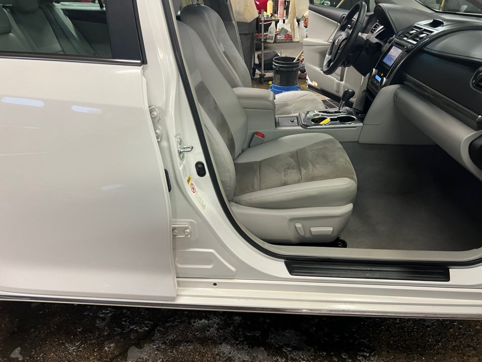 2012 Toyota Camry Hybrid XLE