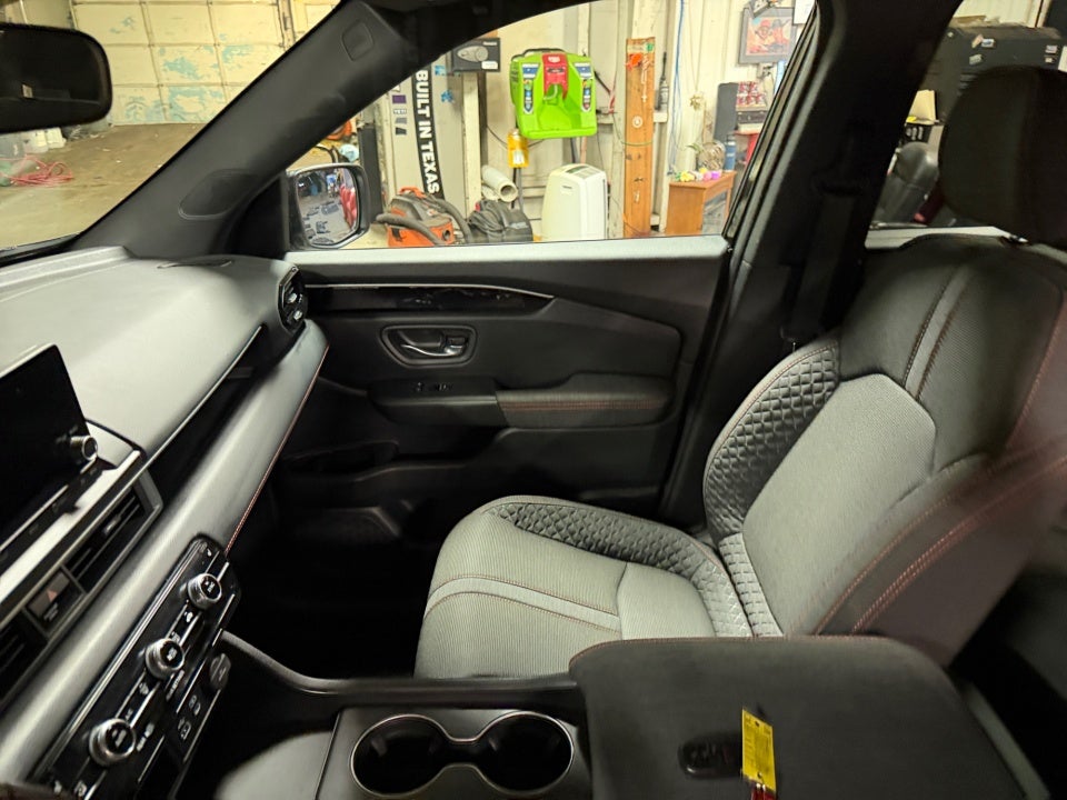 2023 Honda Pilot AWD Sport