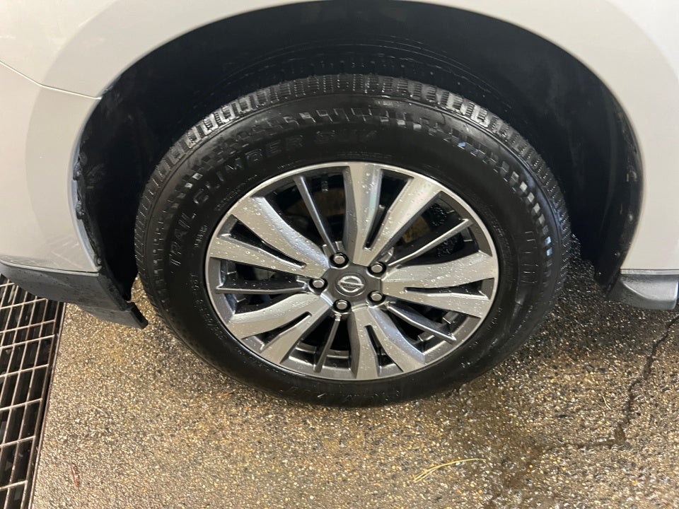 2020 Nissan Pathfinder SV 4WD