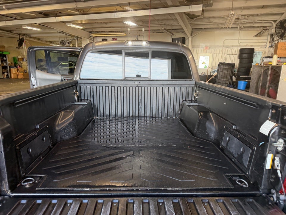 2017 Toyota Tacoma SR5