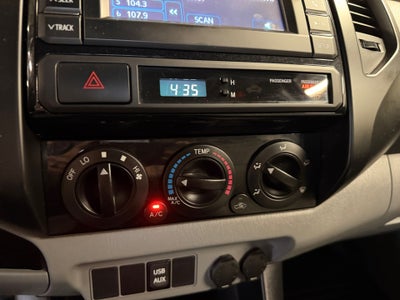 2013 Toyota Tacoma Base V6