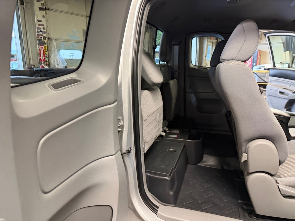 2013 Toyota Tacoma Base V6