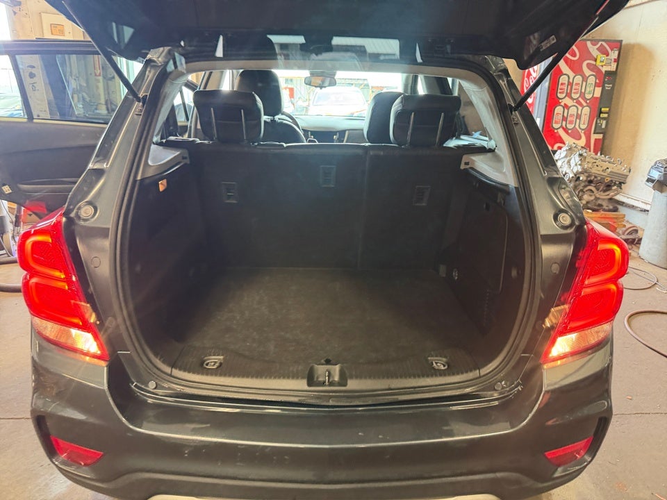 2021 Chevrolet Trax FWD LT
