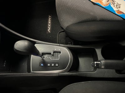 2013 Hyundai Accent GS