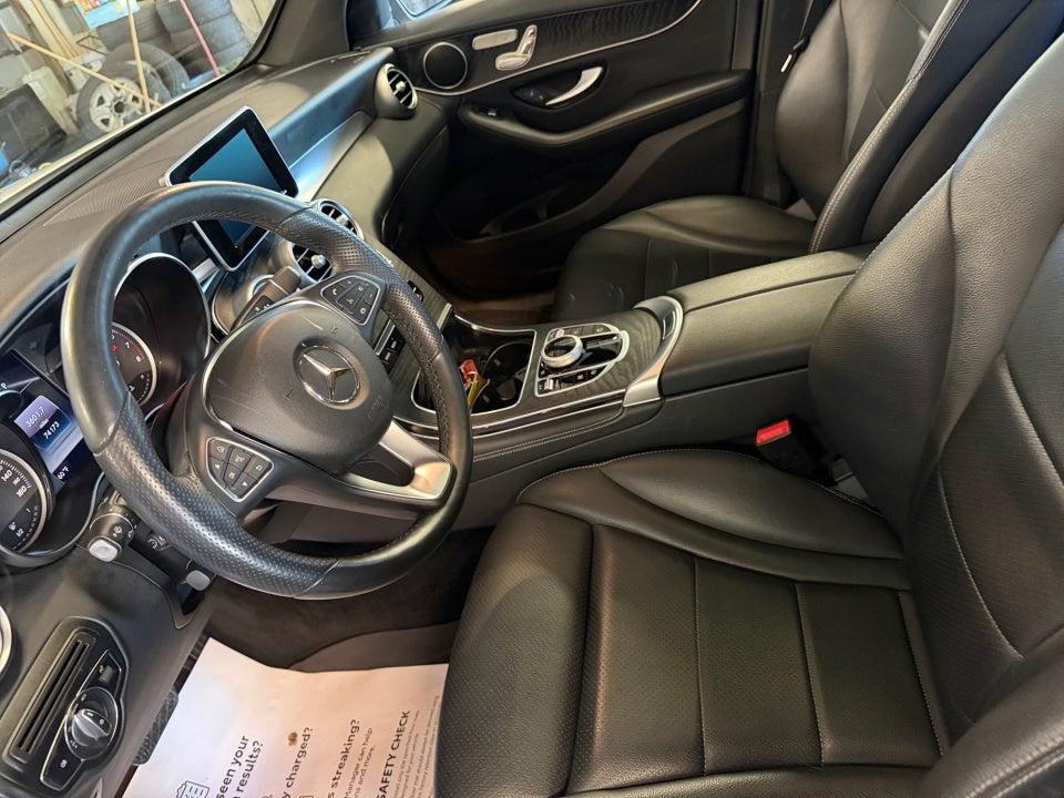 2018 Mercedes-Benz GLC 300 4MATIC®