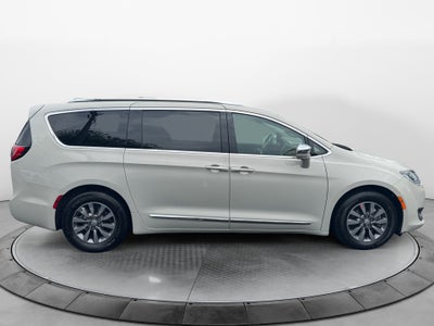 2019 Chrysler Pacifica Hybrid Limited