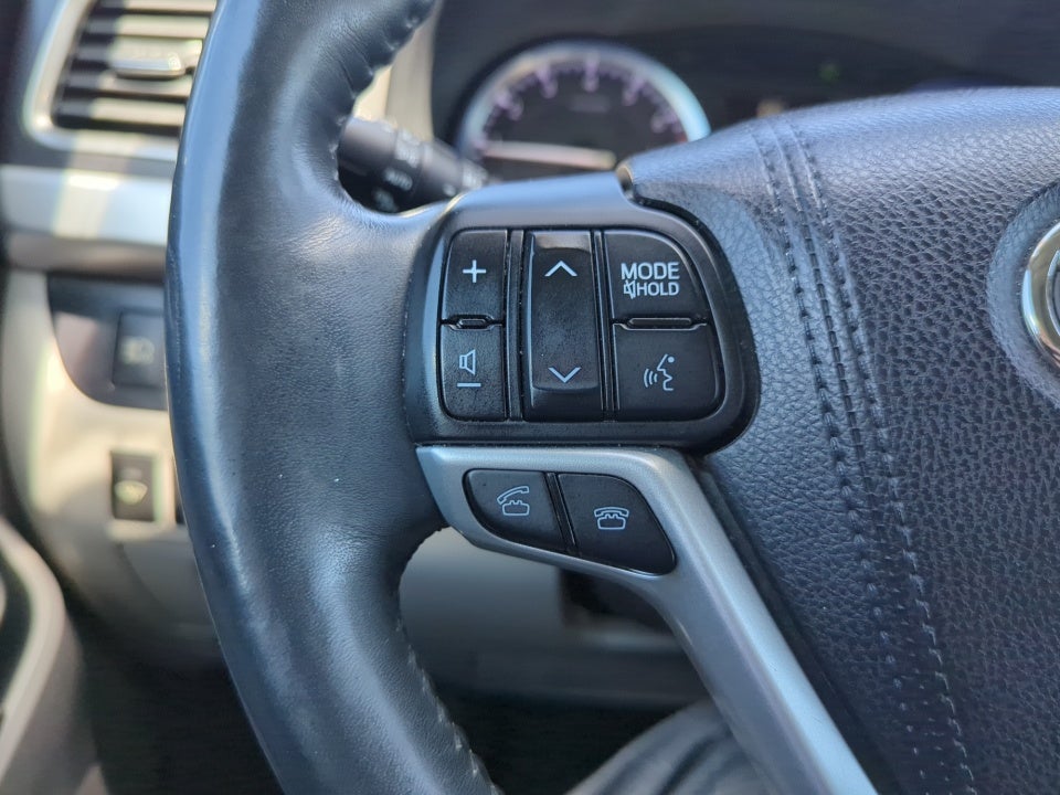 2016 Toyota Highlander Limited Platinum V6