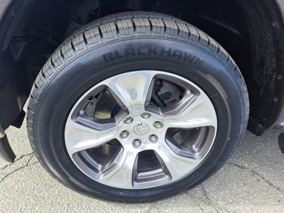 2020 RAM 1500 Laramie Crew Cab 4x4 6'4" Box