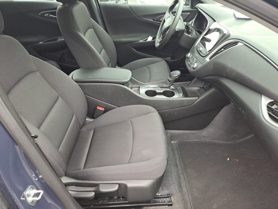 2025 Chevrolet Malibu FWD LS
