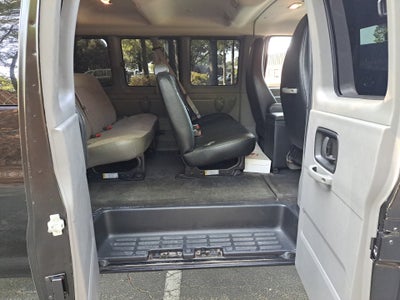 2017 Chevrolet Express 3500 LT