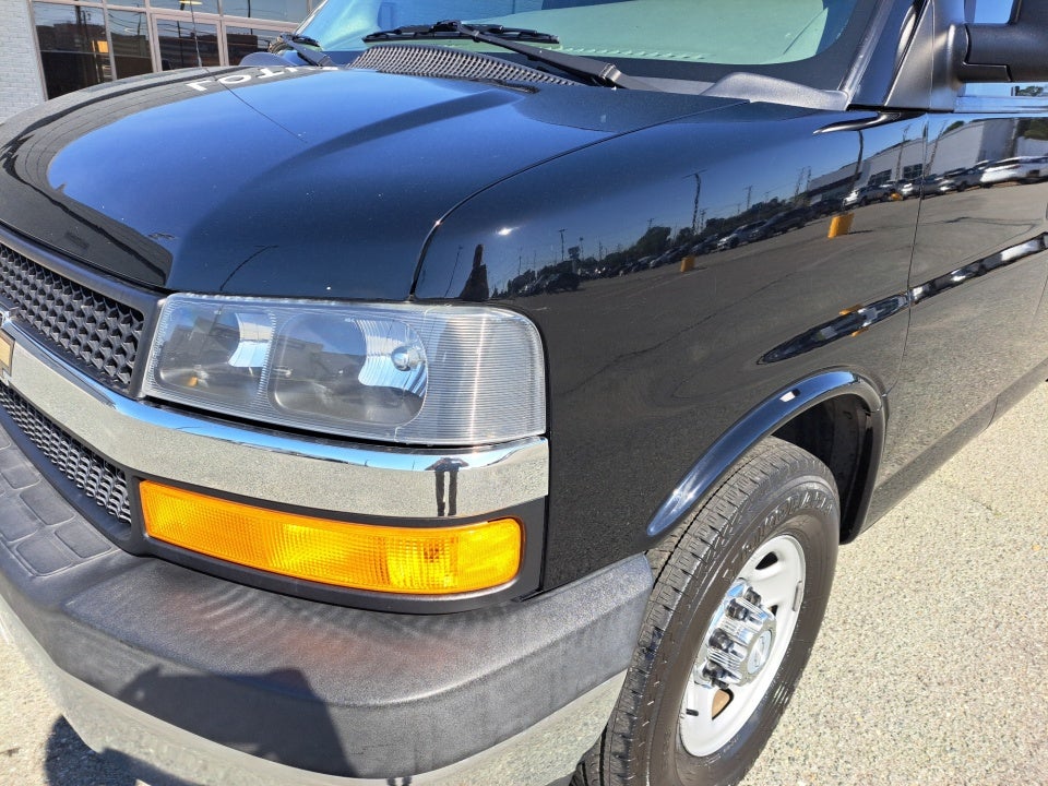 2017 Chevrolet Express 3500 LT