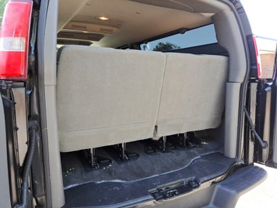 2017 Chevrolet Express 3500 LT