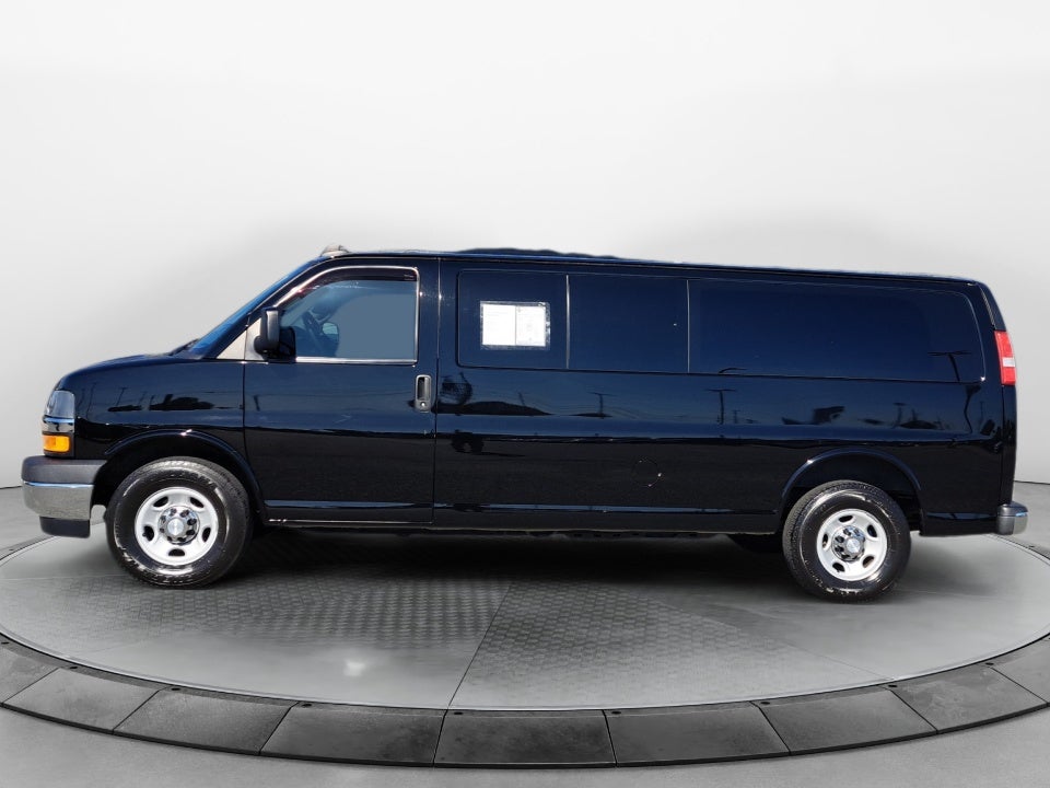 2017 Chevrolet Express 3500 LT