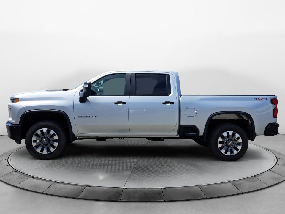 2022 Chevrolet Silverado 2500HD Custom