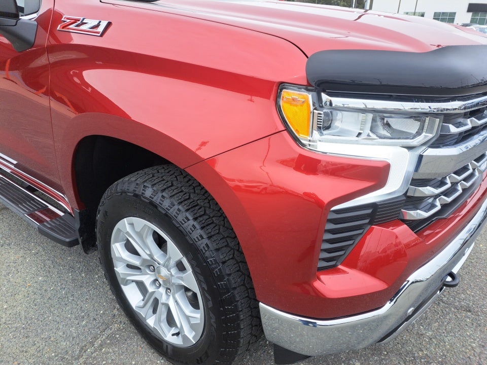 2023 Chevrolet Silverado 1500 4WD Crew Cab Short Bed LTZ