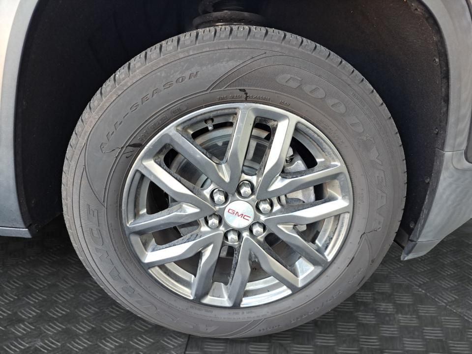 2017 GMC Acadia SLT