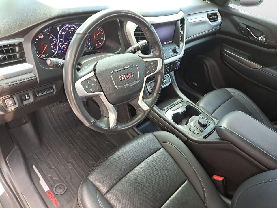 2022 GMC Acadia SLT