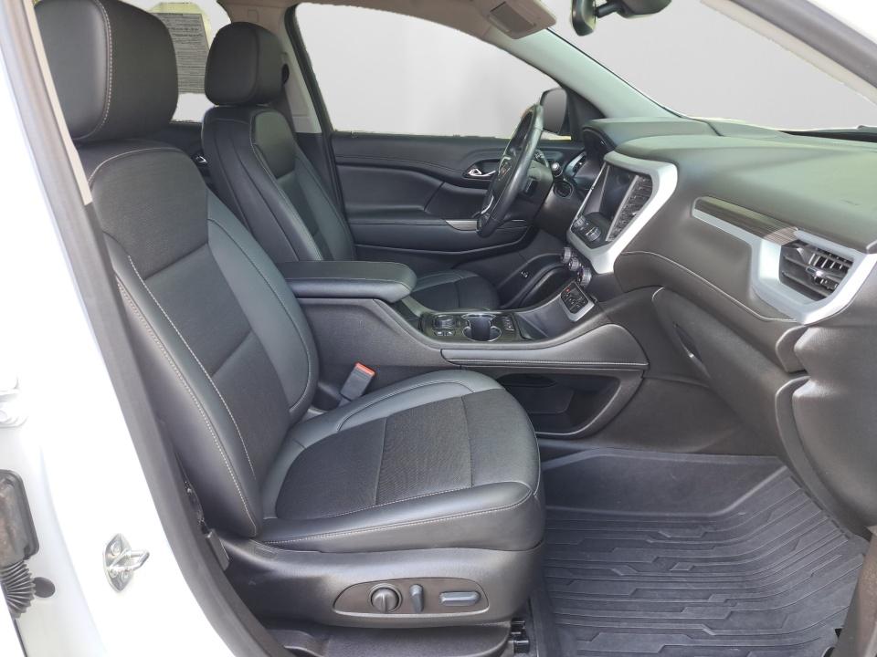 2022 GMC Acadia SLT