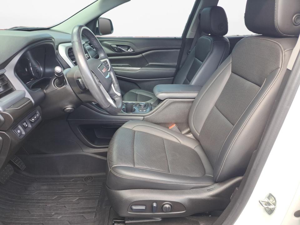 2022 GMC Acadia SLT