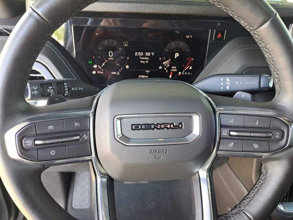 2025 GMC Yukon 4WD Denali