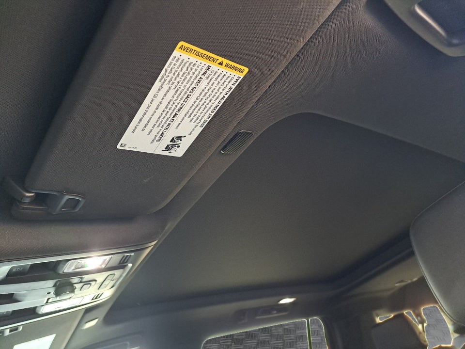 2022 Chevrolet Suburban 4WD LT