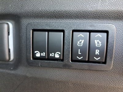 2022 Chevrolet Suburban 4WD LT