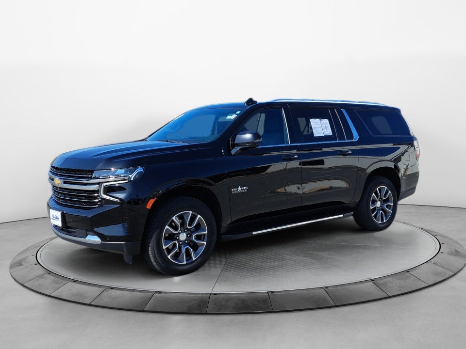 2022 Chevrolet Suburban 4WD LT