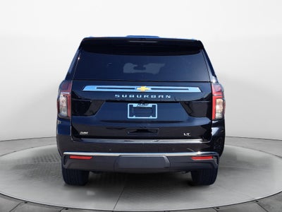 2022 Chevrolet Suburban 4WD LT