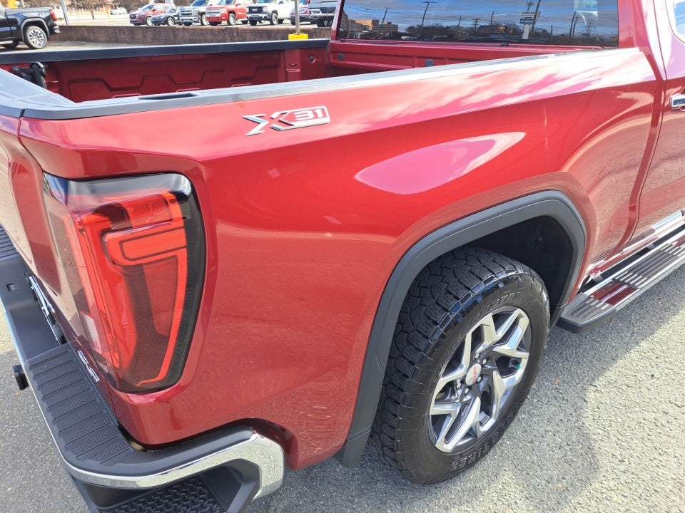 2022 GMC Sierra 1500 4WD Crew Cab Short Box SLT