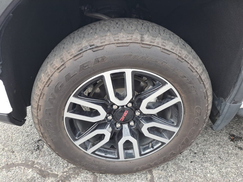 2023 GMC Sierra 1500 4WD Crew Cab Short Box AT4