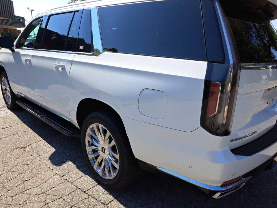 2022 Cadillac Escalade ESV Premium Luxury