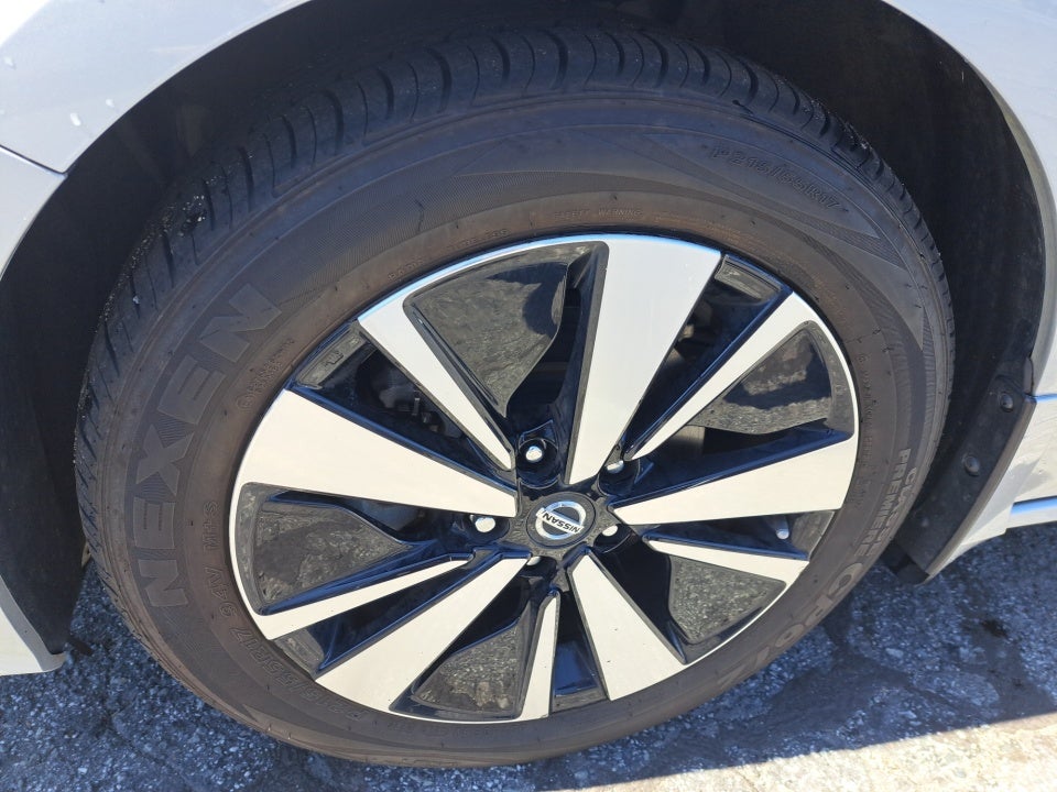 2021 Nissan Altima SV FWD