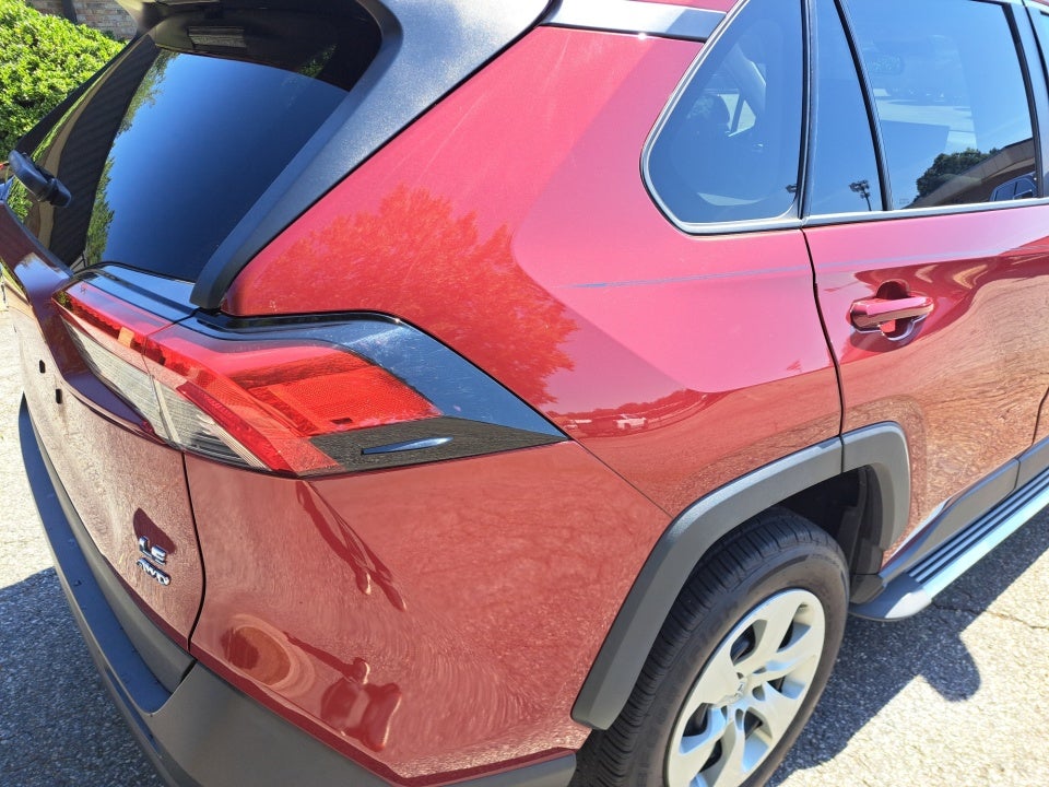 2019 Toyota RAV4 LE