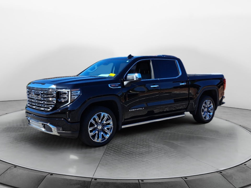 2023 GMC Sierra 1500 4WD Crew Cab Short Box Denali