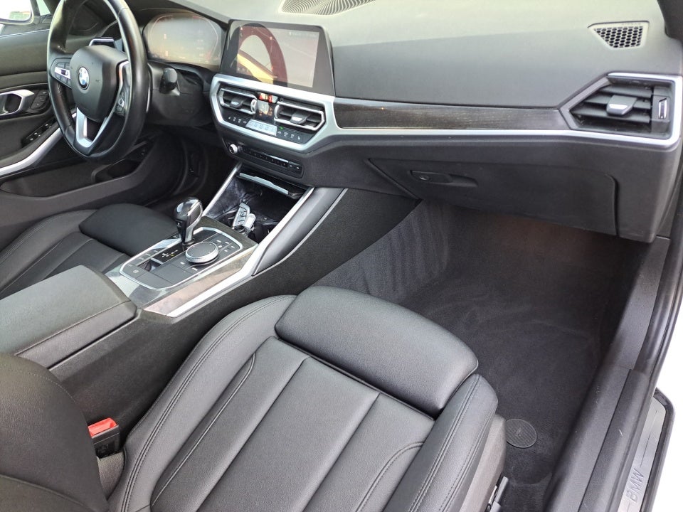 2020 BMW 330i xDrive